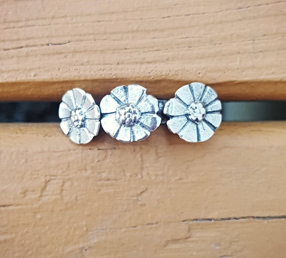 Silver Flower Statement Ring – Kuchi Tribal Afgha… - image 1