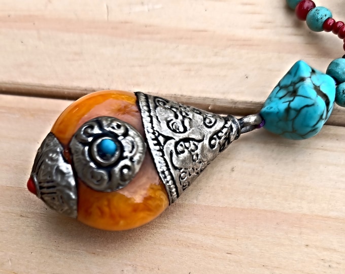 Jade pendant- Silver necklace- Layering jewelry- Nepali necklace