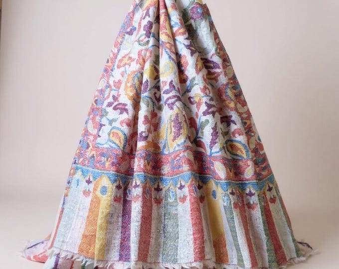 Pashmina Handwoven Pure Cashmere Scarf: Kani Border winter Shawl