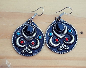 Black aqeeq onyx earrings-  Dangle Earrings- Statement earrings- Cute Everyday Earrings- Hoop earrings- Afghan earrings- Silver earrings