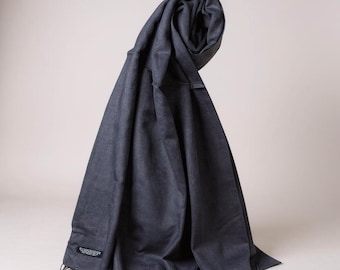 Pashmina grå kashmirhalsduk: Lätt sidenblandning, tillverkad i Nepal (200x76 cm)