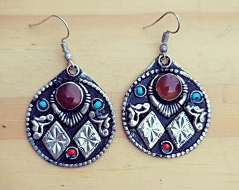 Maroon aqeeq onyx earrings-  Dangle Earrings- Statement earrings- Cute Everyday Earrings- Hoop earrings- Afghan earrings- Silver earrings