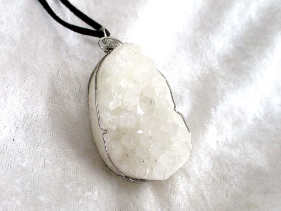 Vintage White Quartz Crystal Pendant, Quartz Pend… - image 5