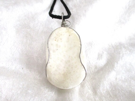 Vintage White Quartz Crystal Pendant, Quartz Pend… - image 7