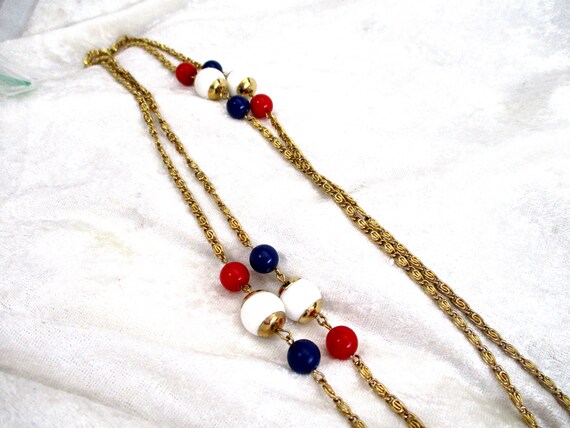 Vintage Red Bead Necklace, White Bead Necklace, B… - image 4