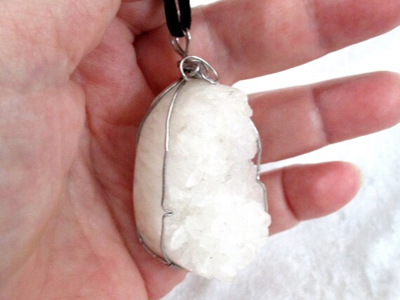 Vintage White Quartz Crystal Pendant, Quartz Pend… - image 2