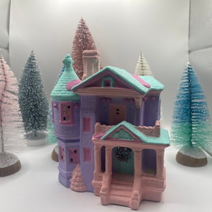 Dept 56 Pastel Colonial House