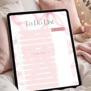 Könnte beinhalten: Ein digitales Tablet mit einer To-Do-Listen-Vorlage auf einem hellrosa Hintergrund mit abstrakten Schleifenmustern und kleinen Herzen. Das Layout enthält eine vertikale Liste mit zehn kreisförmigen Kontrollkästchen und eine Spalte mit der Aufschrift NOTES.