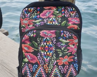 Schwarzer EthnoFLORA Rucksack, Boho Rucksack, Wanderlust, Zurück zur Schule Bachpack