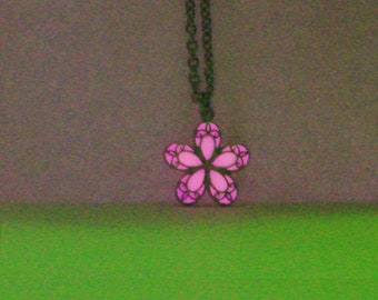 Glow In The Dark Pink Flower Necklace Silver