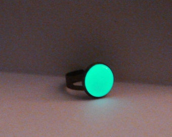 Glow In The Dark Full Moon Ring Antique Bronze - glows aqua