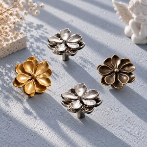 Camellia Cabinet Knob, Brass Flower Drawer Pull, French Vintage Furniture Hardware, Gold Wardrobe Handle, Decorative Floral Knob