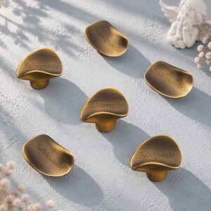 Vintage Cabinet Knobs, Antique Brass Drawer Pulls, Mid Century Furniture Hardware, Designer Handles, Minimalist Kitchen Cabinet Knob