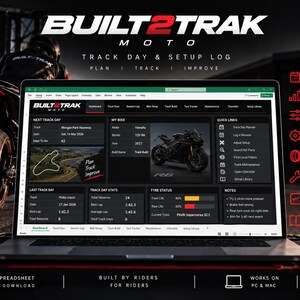 Op de afbeelding: Een laptop met het BUILT2TRAK MOTO Excel-spreadsheet voor circuitdagen en setup-logs. De dashboardinterface toont motorgegevens, circuitdagstatistieken, bandenstatus en snelkoppelingen voor planning, sessielogboeken en onderhoud.