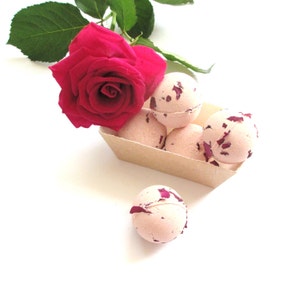 Bella Petite Bath Bombs Box of 6 image 5