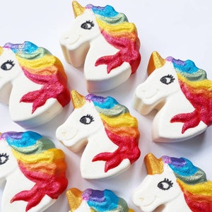 Unicorn Bath Bomb Rainbow image 2