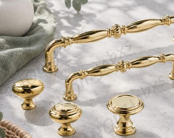 Französische Schrankgriffe aus goldfarbenem Messing, Vintage-Küchenbeschläge, Kleiderschrankgriffe