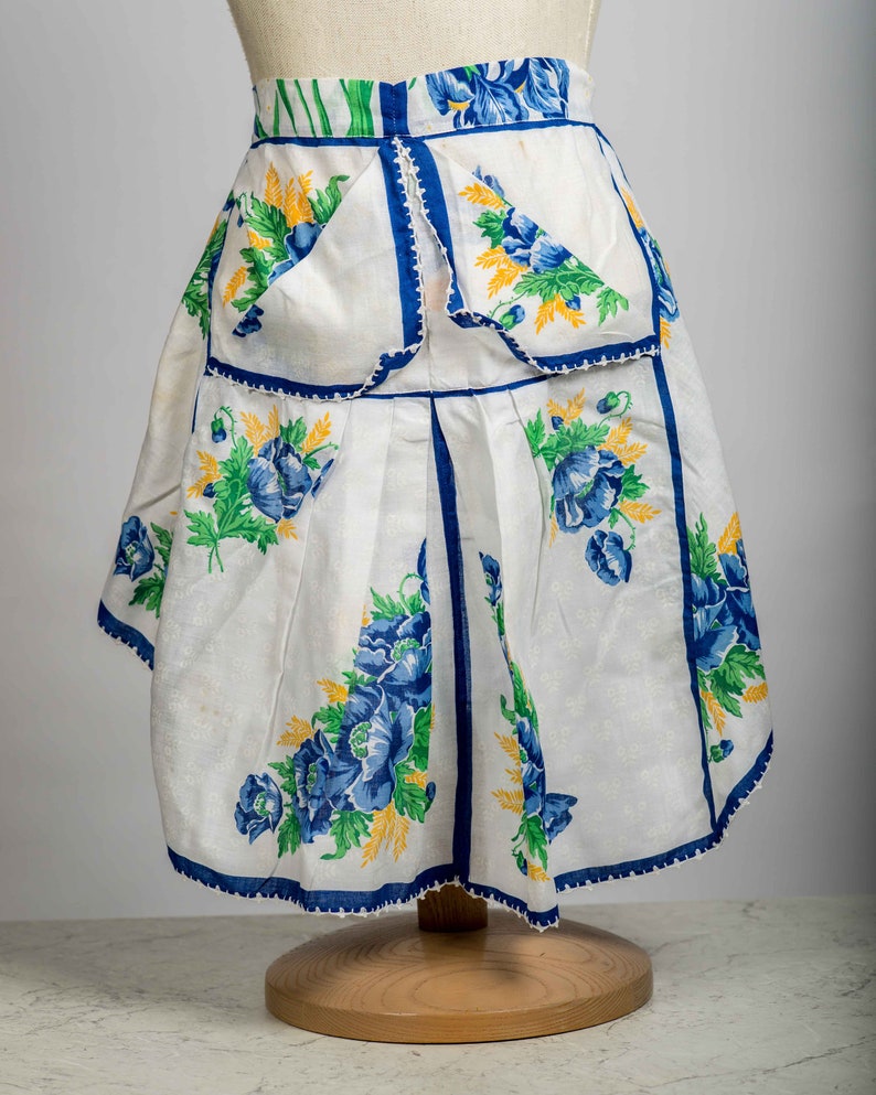 Vintage White With Blue Flowers Apron