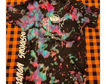 Camiseta Galaxy Monster que brilha no escuro