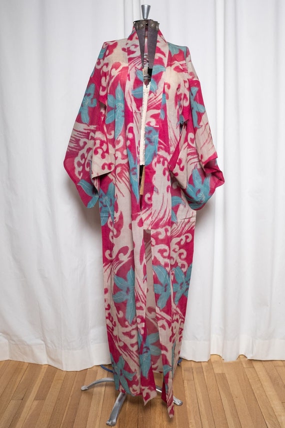 Vintage Japanese Ikat silk print kimono robe wrap 