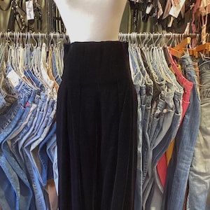 Vintage 1980s High Waisted Boned Velvet Wide Pants