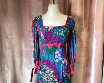 Vintage 1970’s floral print Jersey maxi dress - small medium