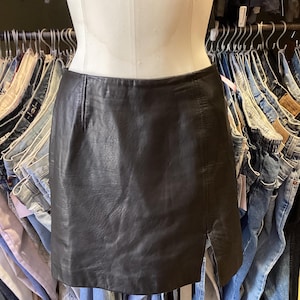 Vintage Y2K Express Leather Mini Skirt Size S