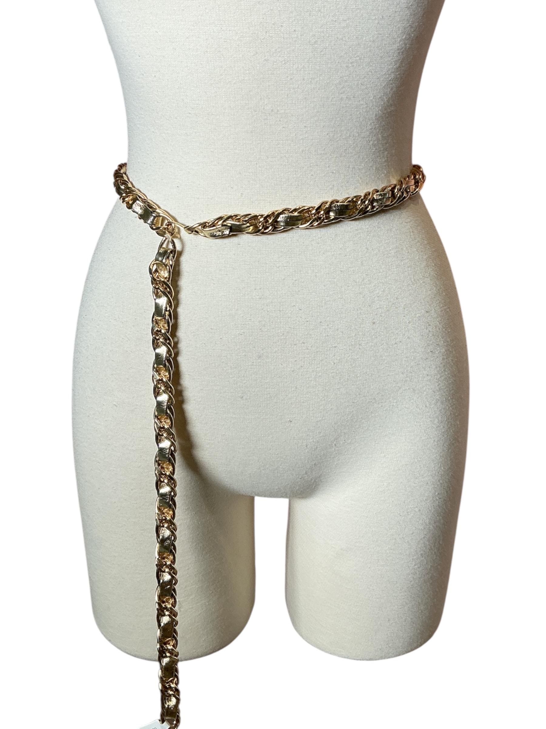 Vintage 80s Gold Tone Rope Chain Belt with Textured Ball Pendant Chunky Heavy Gold Rope Chain With Tassels - 36 For Sale on 1stDibs main image 4