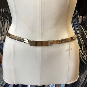 Vintage 1980s Fishscale Disco Gold Stretch Belt