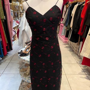 Vestido midi vintage con estampado floral y talle imperio Y2K