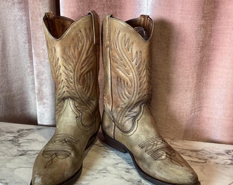 Vintage 1980’s Western Handcrafted Leather Rustic Rodeo Style Classic Intricate Stitching Cowgirl Boots