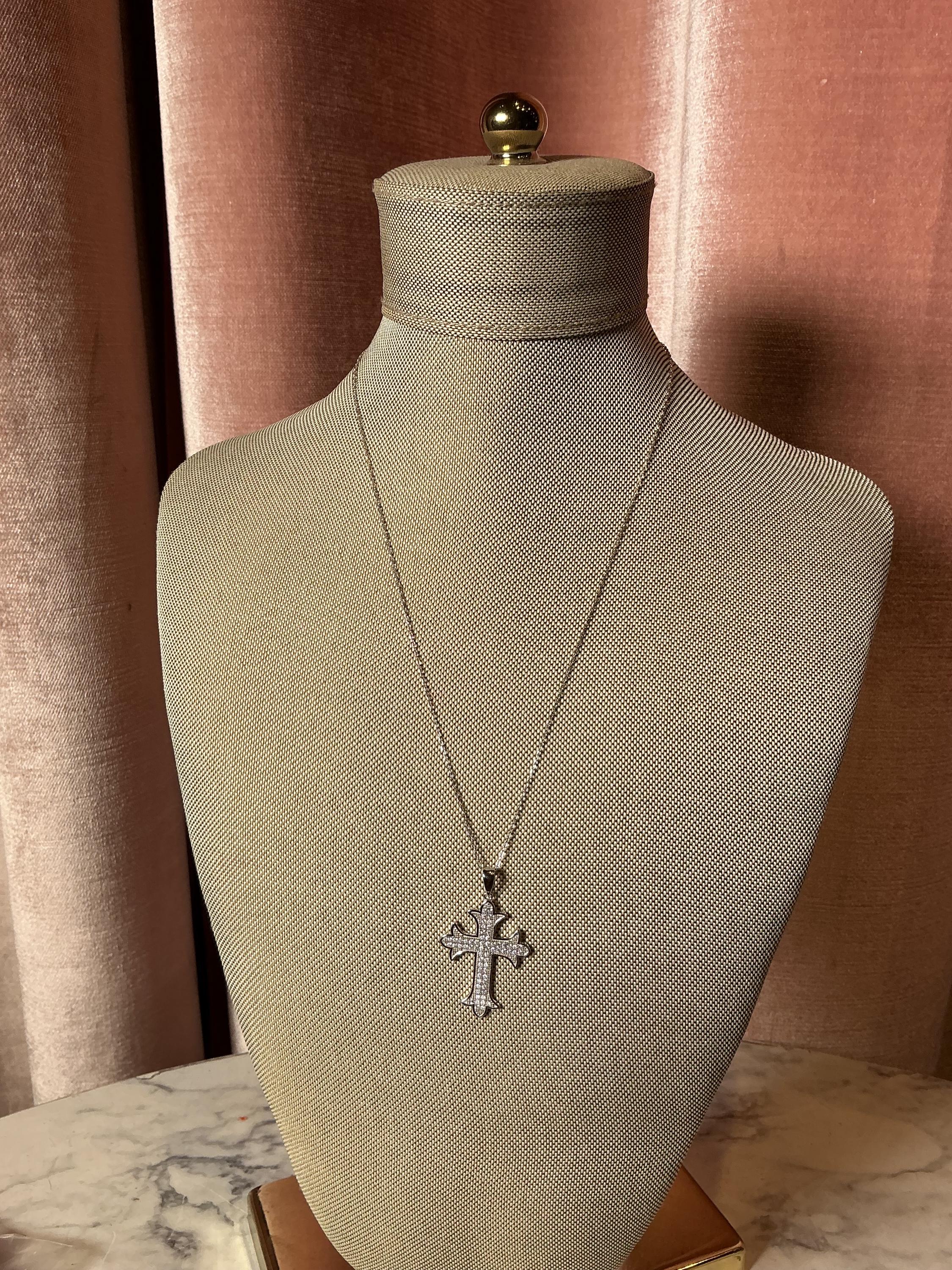 Vintage Y2K 925 Sterling Silver Gothic Pave CZ Cross Chain 