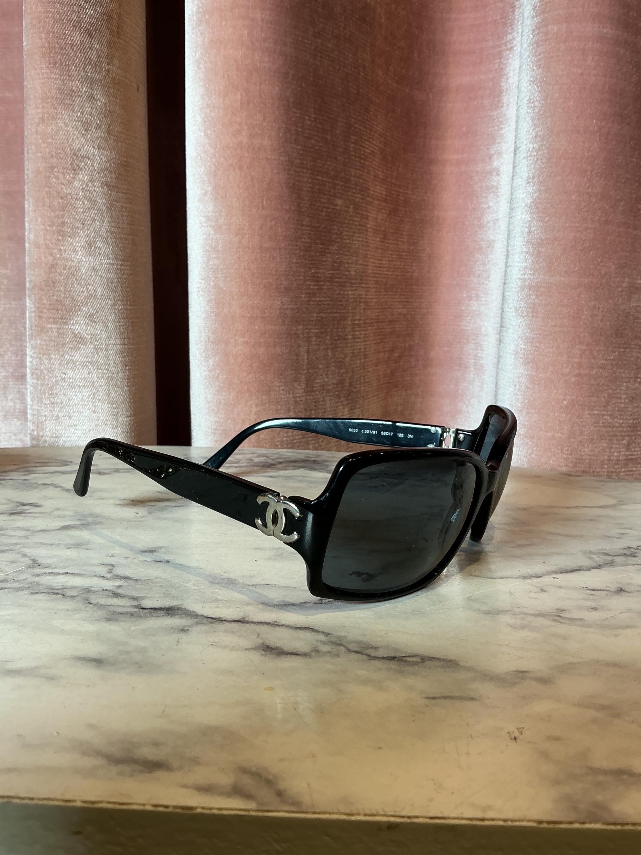 Vintage Y2K Chanel Black Rectangle Sunglasses Classic CC Logo