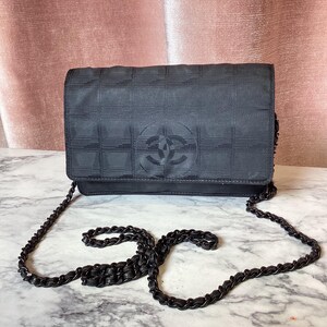 Vintage Y2K Chanel sport line nylon leather crossbody strap Bag