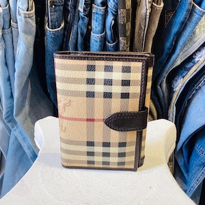 Vintage Y2K Athentic Burberry Cartera de cuero Nova Check bolso