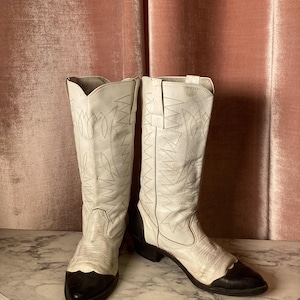 Vintage 90&#39;s Cap toe leather cowboy cowgirl boots 7