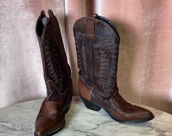 Vintage 90’s classy timeless leather Intricate stitching durable western cowboy boots 7/7.5