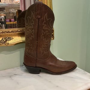 Vintage 90s Dan Post Brown Leather Cowgirl Boots