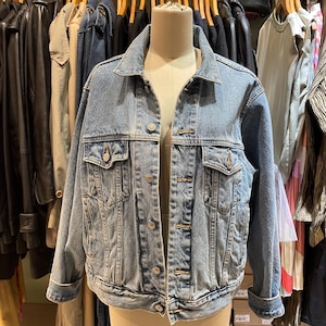 Vintage 90s Gap Denim Trucker Jean Jacket