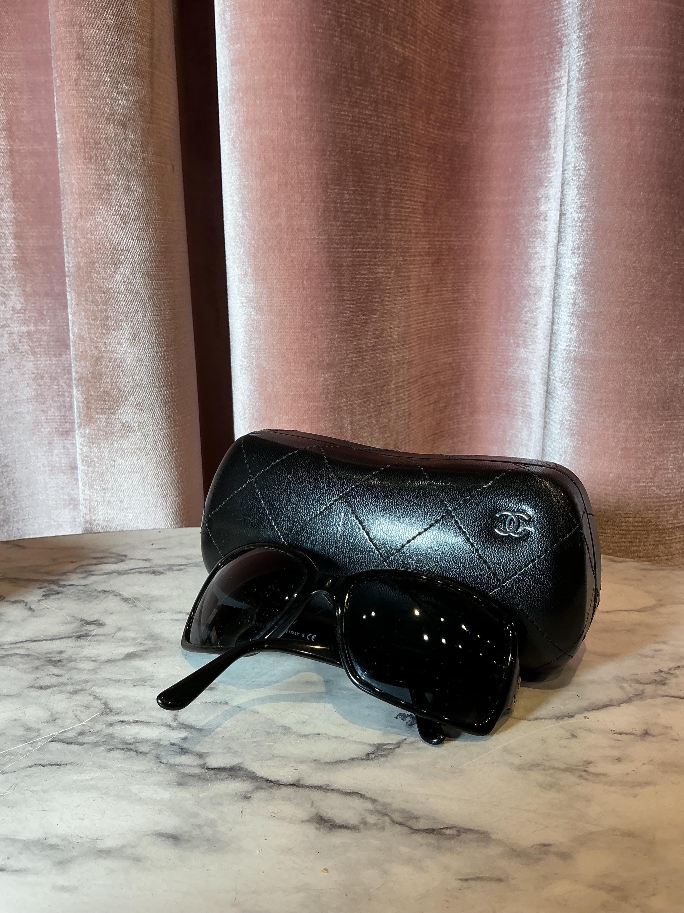 Vintage Y2K Chanel Black Rectangle Sunglasses Classic CC Logo