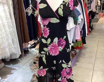 Vintage Y2K Black Floral V Neck Ruffle Sleeve Hankerchief Midi Dress
