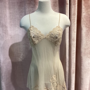 Minivestido vintage de malla con encaje de Victoria&#39;s Secret Y2K