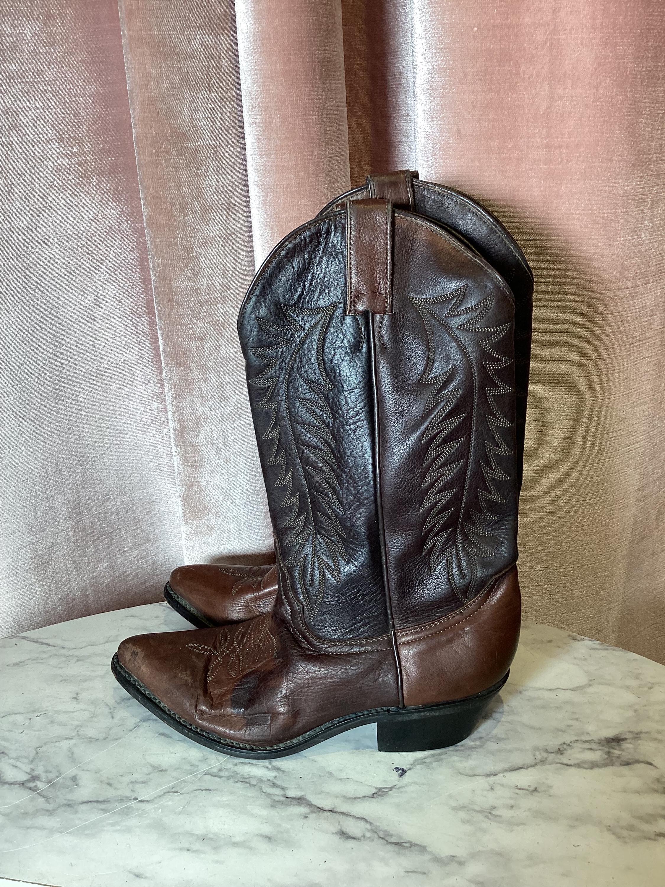 7 E vintage leather fine stitch detail boots Original 60s 70s Frye Swirl Stitch Leather Boots Campus - Etsy main image 3