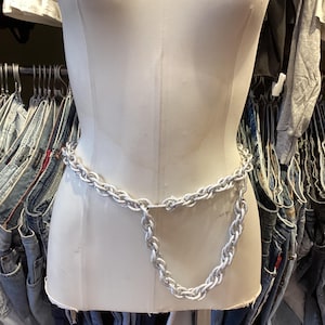 Vintage Y2K Silver Chain Belt