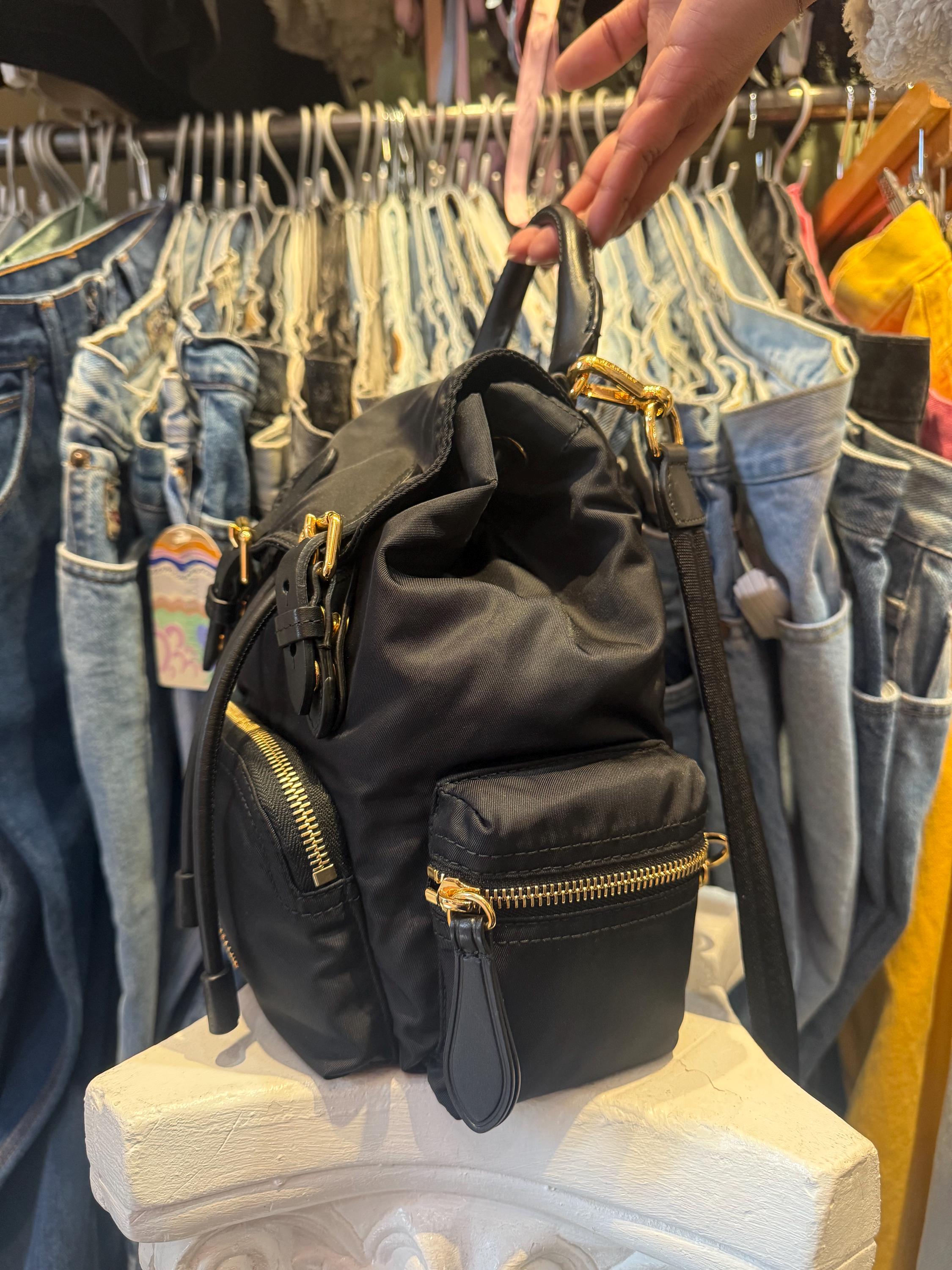 【BURBERRY】SMALL RUCKSACK ダブルポケットバックパック Burberry Small Pink Nylon Rucksack