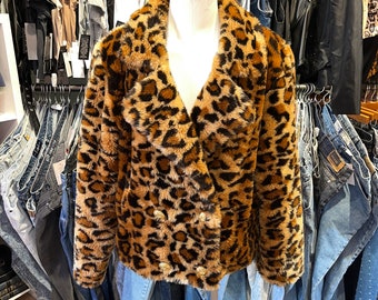 Vintage 80s leopard print faux fur chubby cropped coat