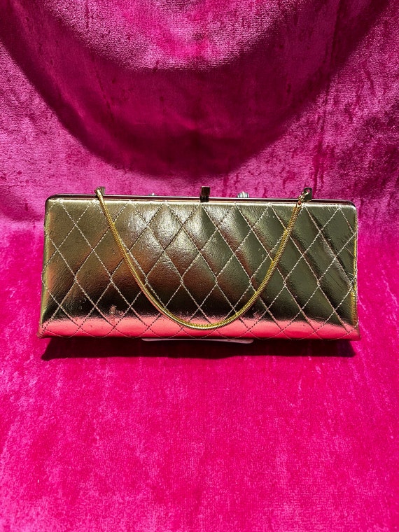 Vintage 60s quilted metallic pleather clutch - image 1