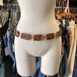 Vintage 1970s Wooden Gold Chain Square Belt