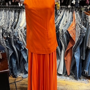 Vintage 70s orange pleated pant 2pc set