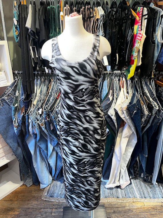 Vintage y2k velvet zebra prin velour midi dress